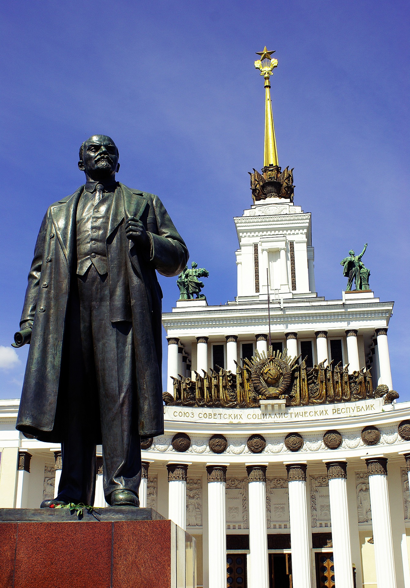 W Niemczech Zachodnich stanął pierwszy pomnik Włodzimierza Lenina