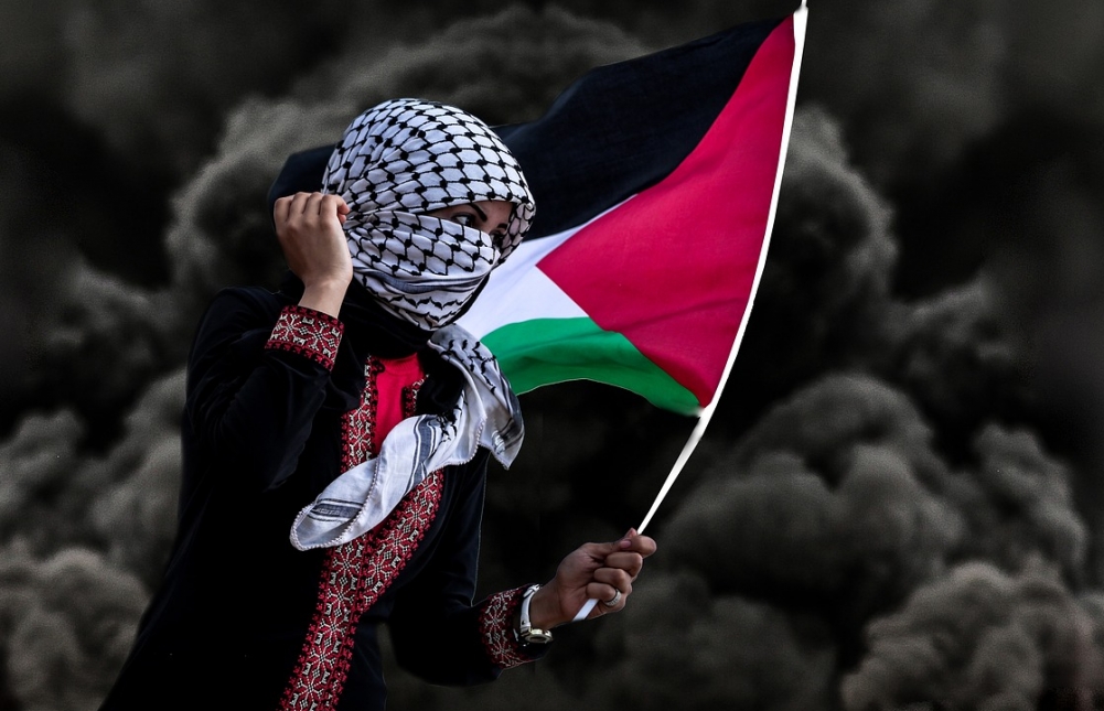 Zawieszenie działań zbrojnych w Strefie Gazy skutkuje uwolnieniem pierwszej grupy zakładników, w tym Polki