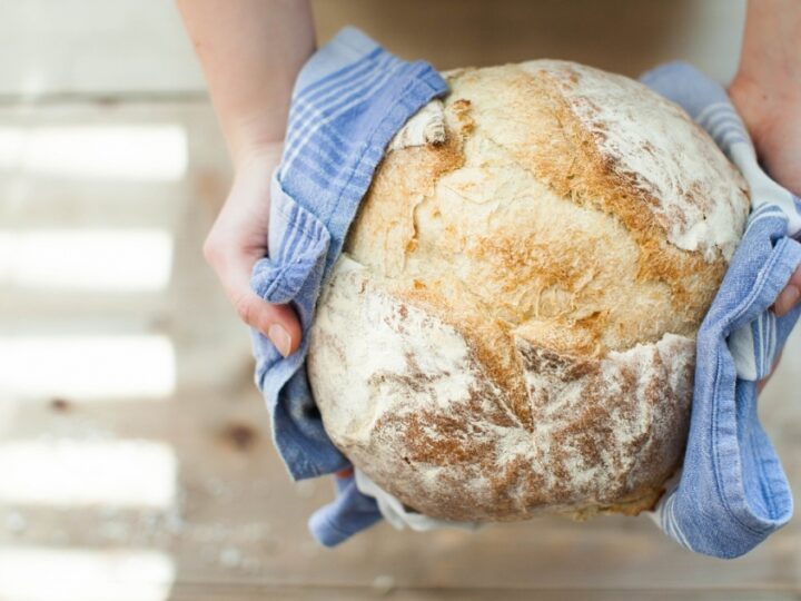 Podręcznik do szybkiego pieczenia chleba razowego żytnio-orkiszowego