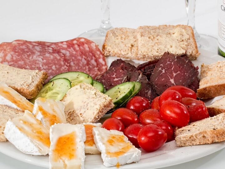 Dieta zwiększająca poziom inteligencji – przegląd i zasady. Co jeść, aby poprawić swój intelekt?